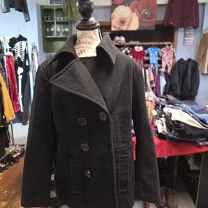 Timeless Quality New York Classics New York Classics Black Peacoat